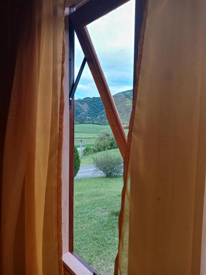 Cabana Caminho Das Borboletas Бом Ретиро Екстериор снимка